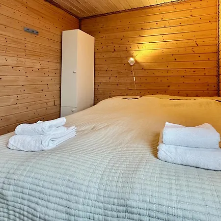 Lofoten Troll Point Ferienhaus *