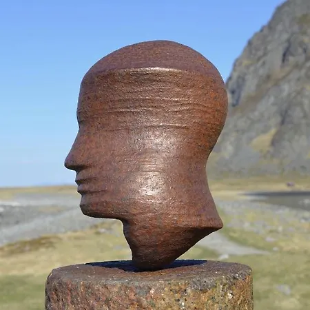 Lofoten Troll Point