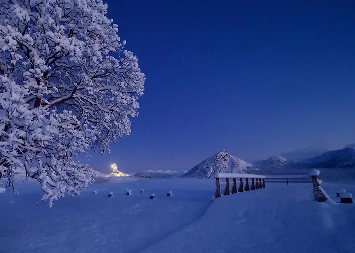 Tatil Evi Lofoten Troll Point Bostad