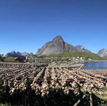 بيت للعطل Lofoten Troll Point Bostad